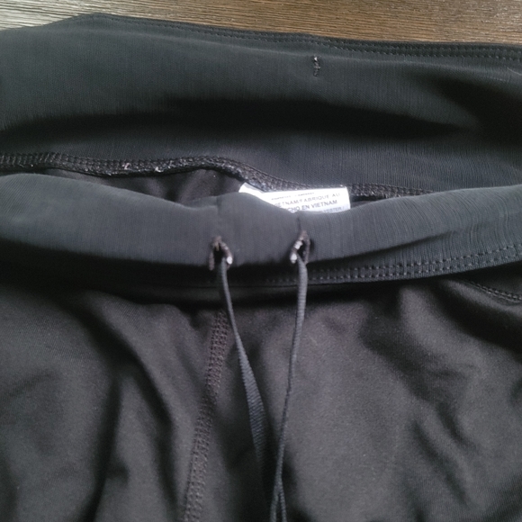 Dri-Fit Capri Nike pants - Picture 4 of 6